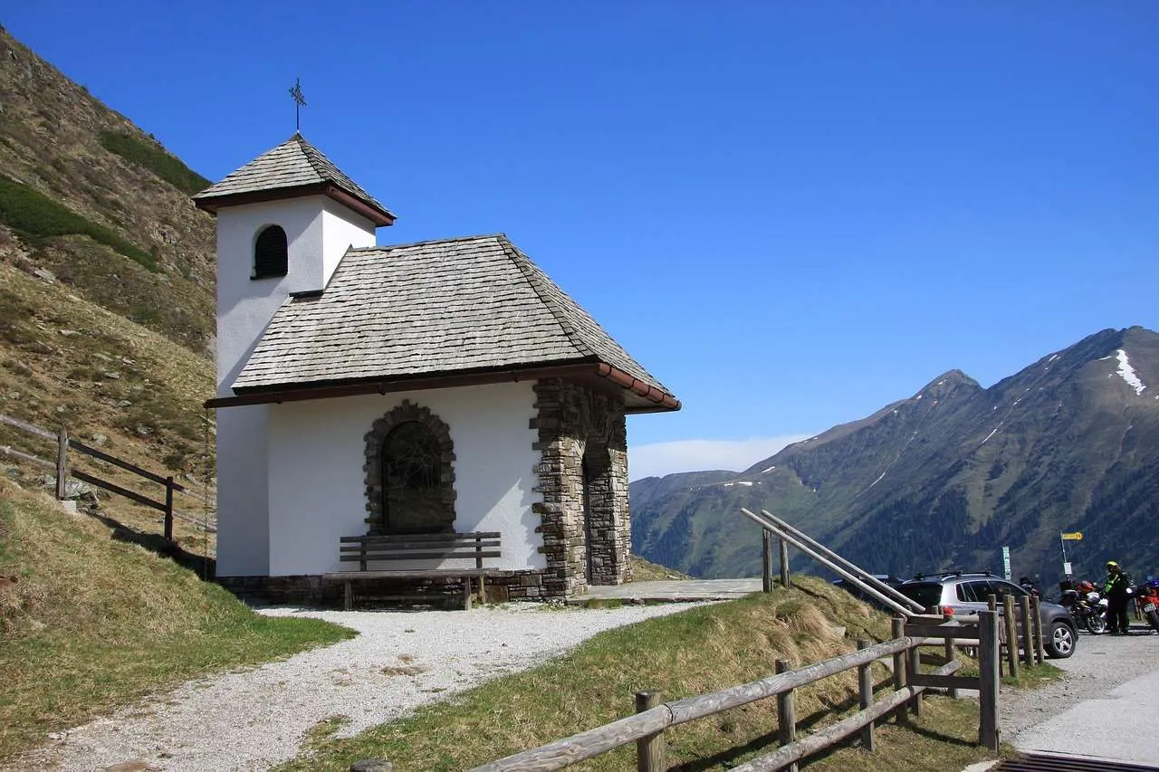 Repair of Roofing: Essential Guide